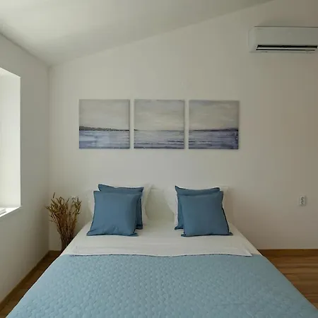 The Corner Warna